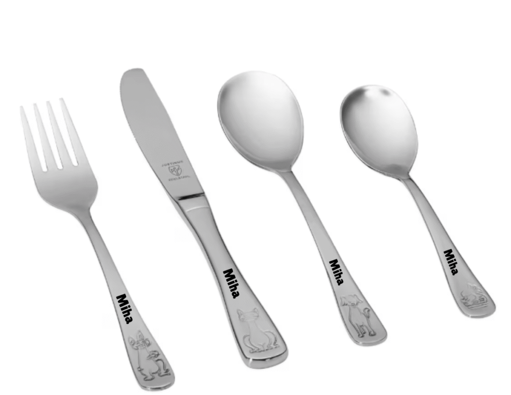 stiridelni-pribor-graving Otroški jedilni pribor - 4 delni